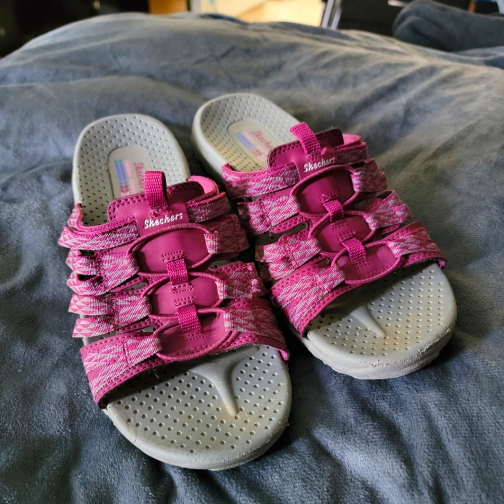 Skechers Slides
